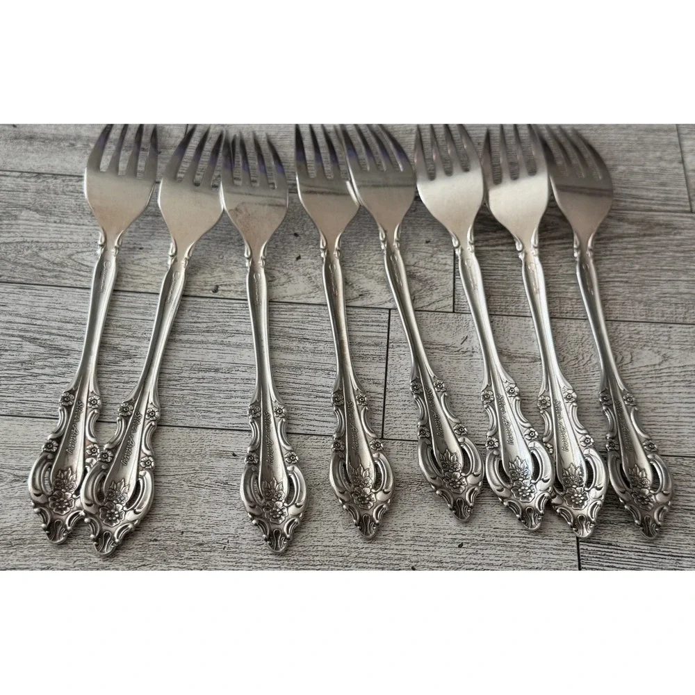 Vtg 8 ONEIDA Community ARTISTRY Dinner Forks 7-3/4